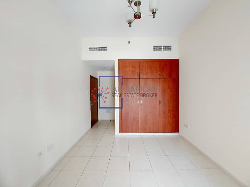 5 Spacious 1br | Laundry + Store Room | Sheikh Zayed Rd View |