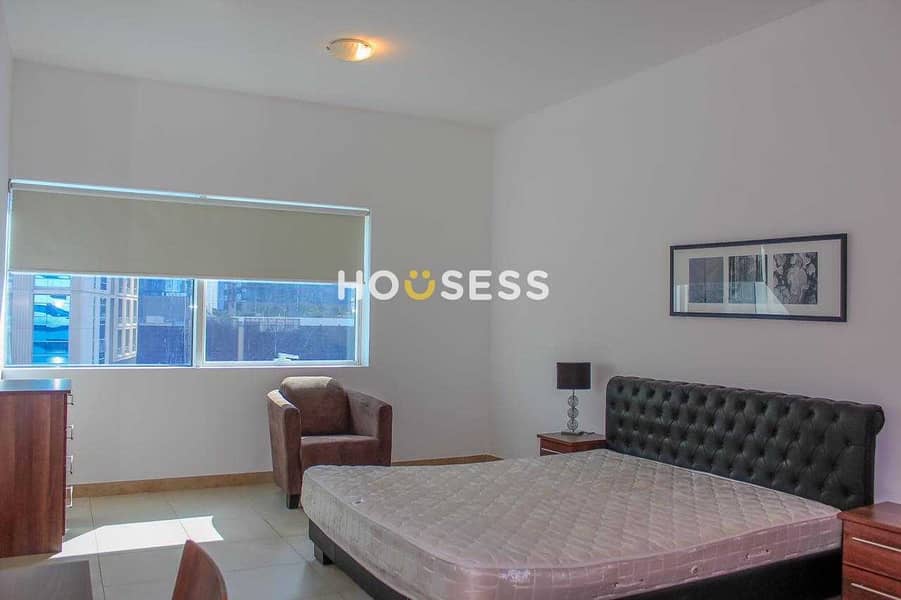 3 MID FLOOR | SPACIOUS | FURNISHED APARTMENT