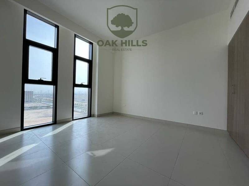 7 Brand New Spacious Unit with Balcony