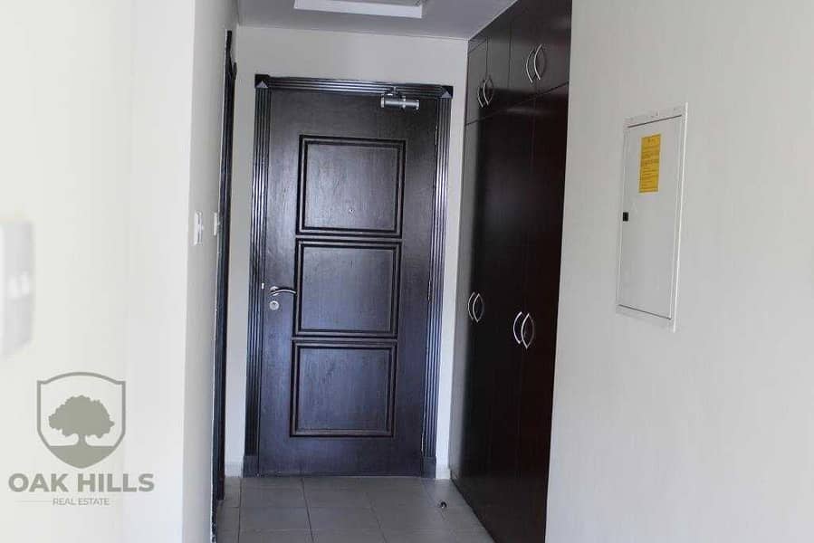 3 18 tiles studio close to metro station in MED 76| 305k only