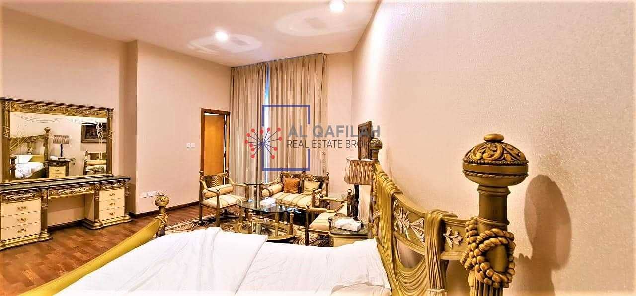 10 High Quality Fully Furnished 3Bhk Next To Metro Station