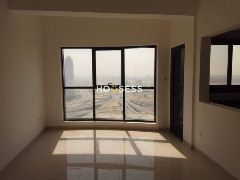 Spacious 1 bedroom apartment in Dubai Marina Escan Tower