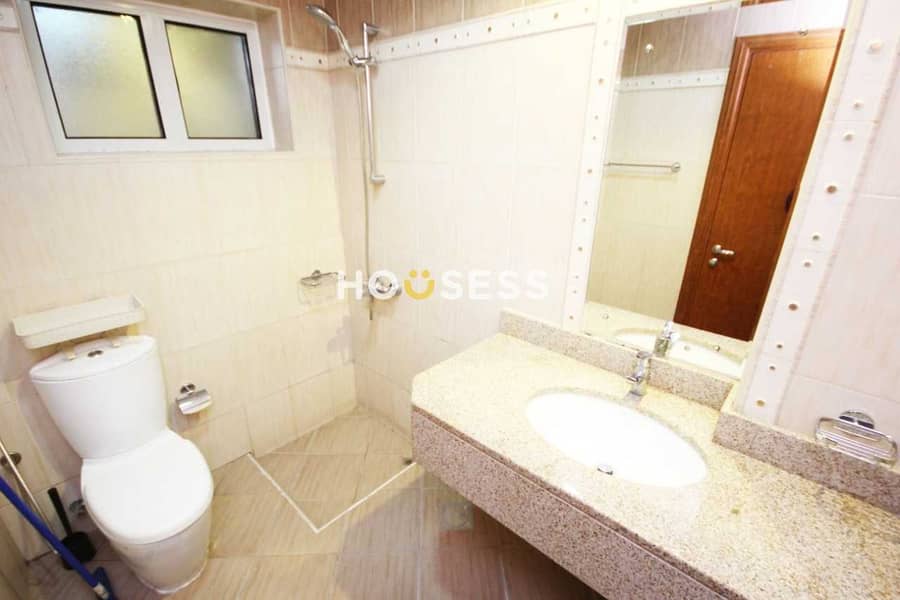 6 Furnished Large 1 Bed | Road View |