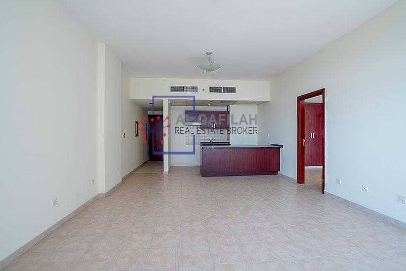 Family sharing | Close kitchen | Balcony | Well maintained | Bright | Sharaf dg metro