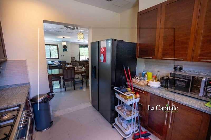 17 Near to Pool & Park | Exclusive Property