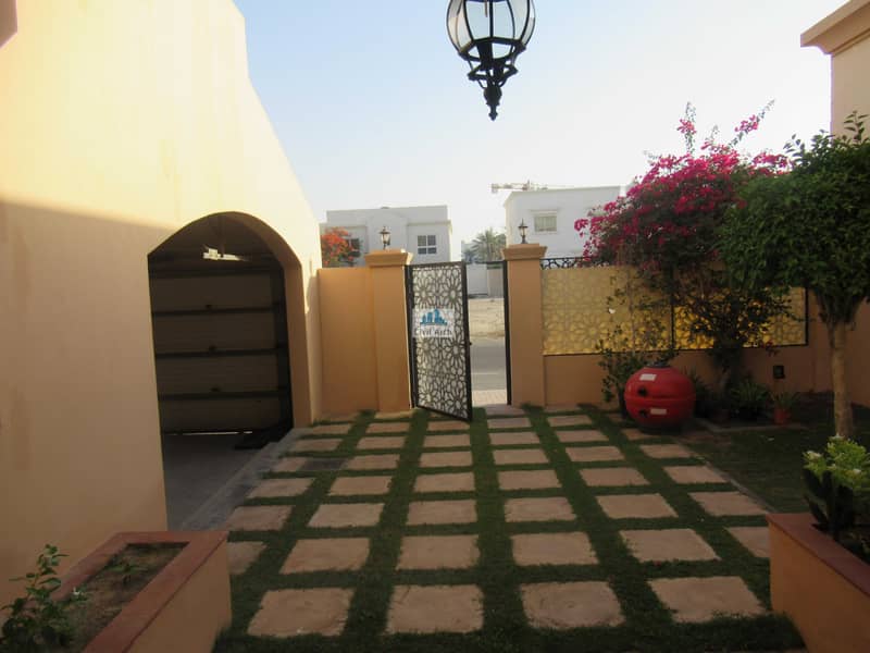 2 PERFECT MODERN 5BR VILLA+LOVELY GARDEN+POOL AT 230K BY 2 CHQ