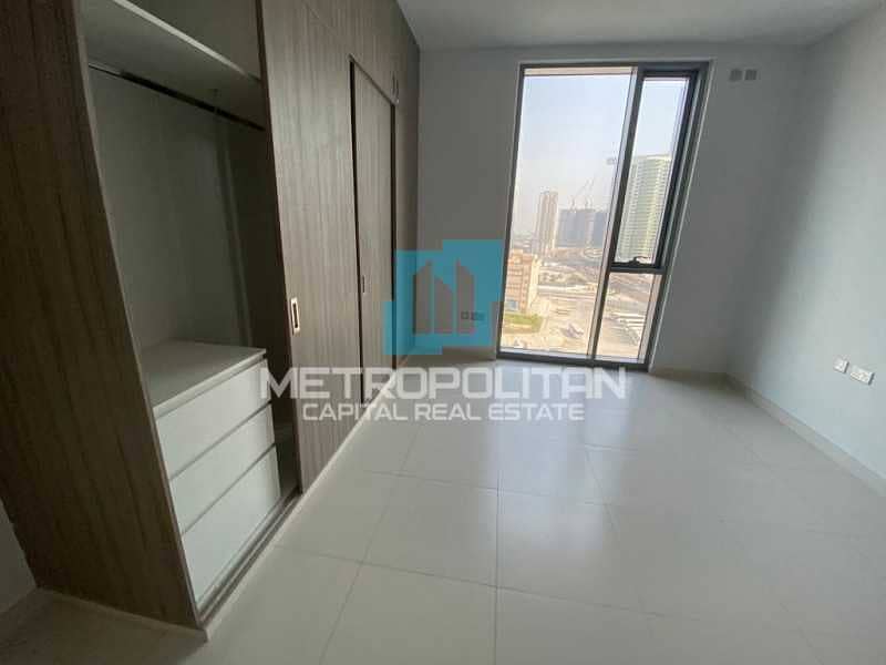 9 Full Sea View |Balcony| Spacious Layout| Amenities