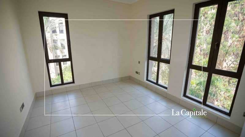 8 Walking Distance From Dubai Mall | Exclusive area