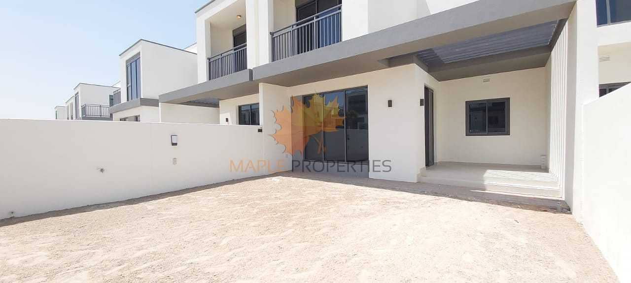 2 Single Row || Luxury 3BR Townhouse || Prime Location || For Sale