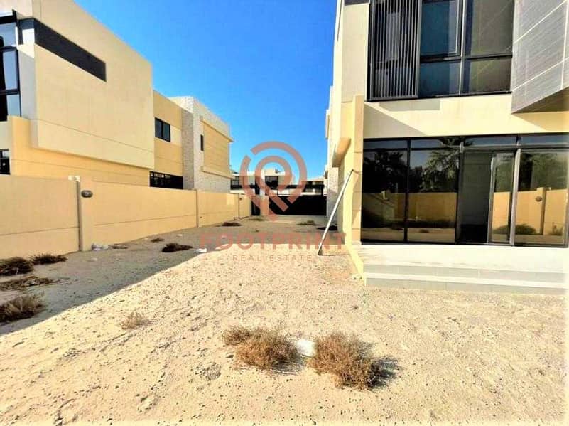 24 Type TH-L-A | Ready 4 Bedroom+Maid In The Golf Course Living