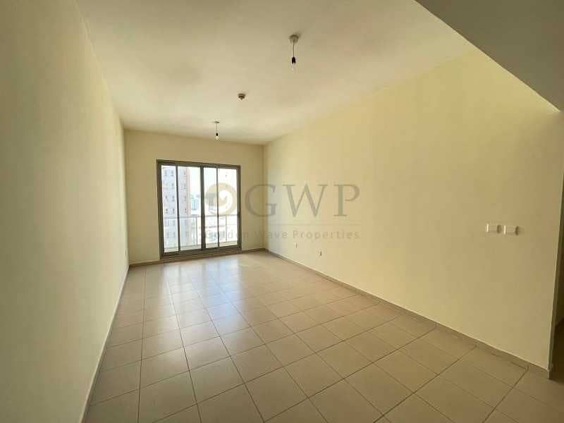 3 High Floor|Very Spacious|Vacant|Motivated Seller