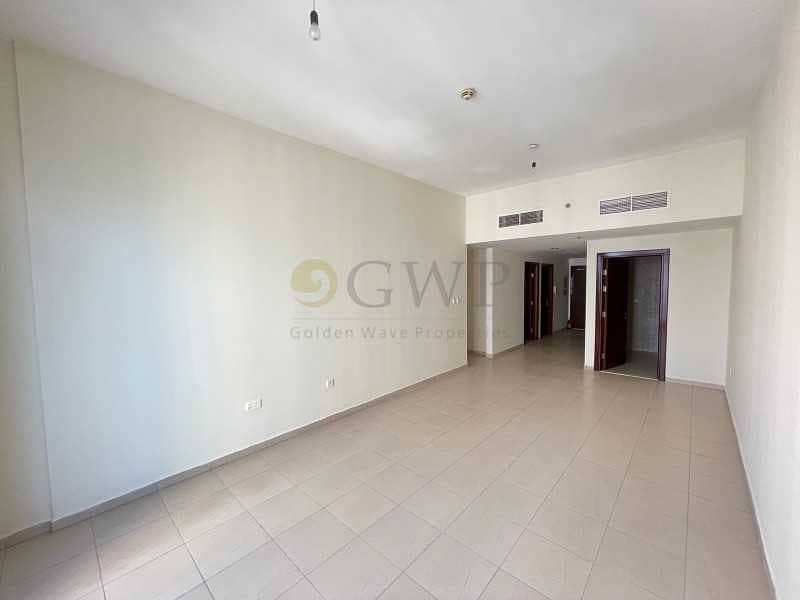 5 High Floor|Very Spacious|Vacant|Motivated Seller
