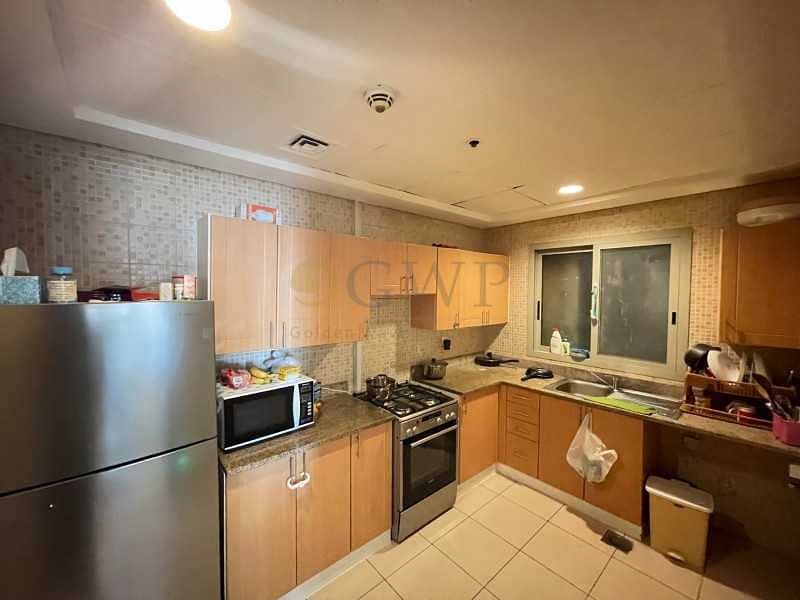 19 High Floor|Very Spacious|Vacant|Motivated Seller