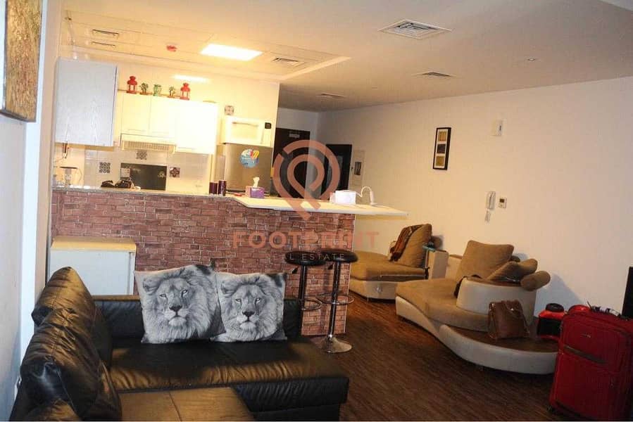 2 Spacious Fully Furnished | Fully Upgraded Studio