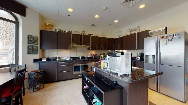 9 UPGRADED PENTHOUSE|EXCLUSIVE|Well Maintained|Partial Sea View|Rented