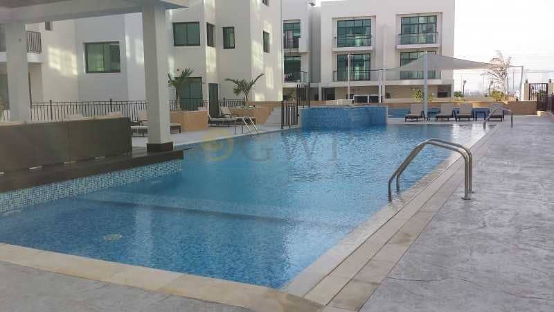 8 Super Cool Pool View | Refreshing | Corner With Balcony |