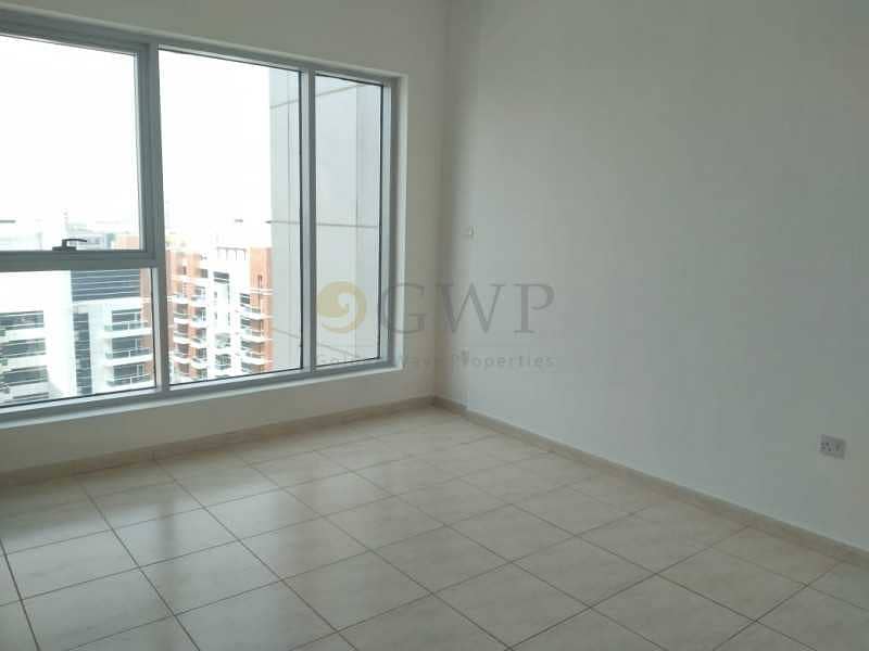 14 Pay Monthly | Closed Kitchen | With Balcony | Corner |