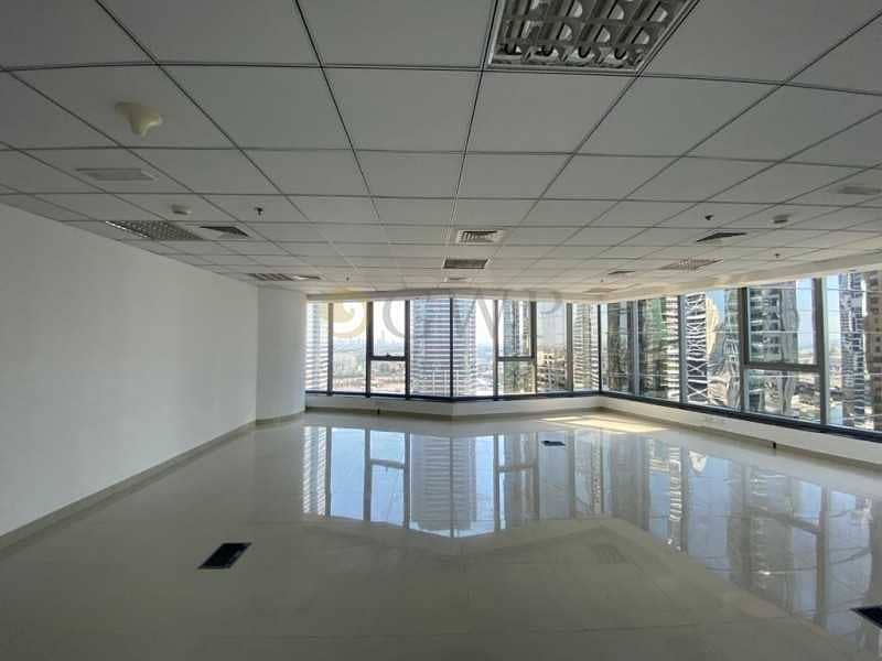 Fitted office I High floor I Almas tower view