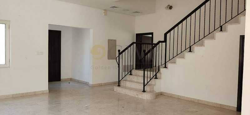 10 Mazaya A2  with Private Pool  |5 beds with maids| Single row | Good Location |Cl