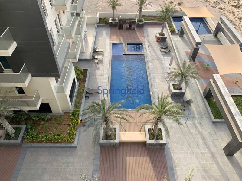 6 Fully Furnished 1 BR | Large Layout | Pool Facing
