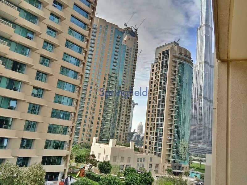 9 Stunning 2BR With Partial Burj Khalifa & Pool View