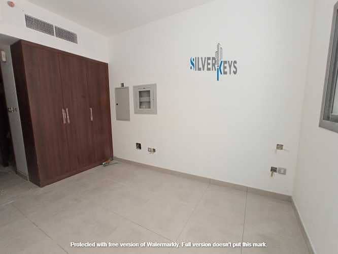 5 BRAND NEW -  FULL BUILDING - HOTEL APARTMENT -  BUR DUBAI