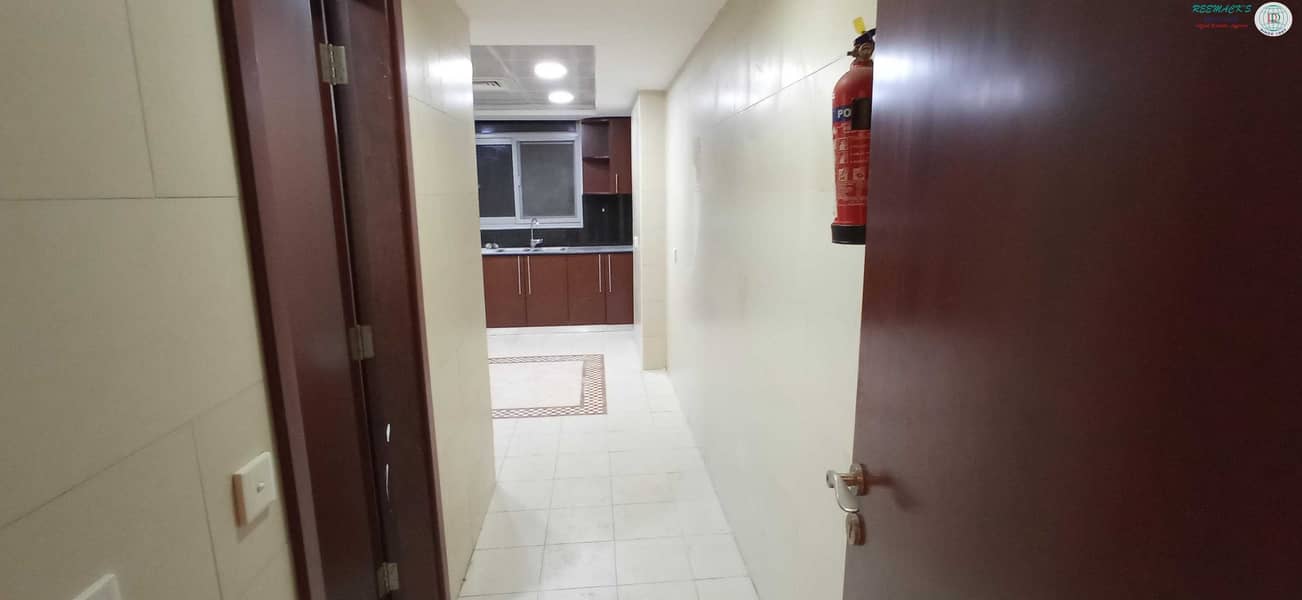 8 CHILLER FREE HUGE3 BHK MASTER BEDROO WITH BALCONY