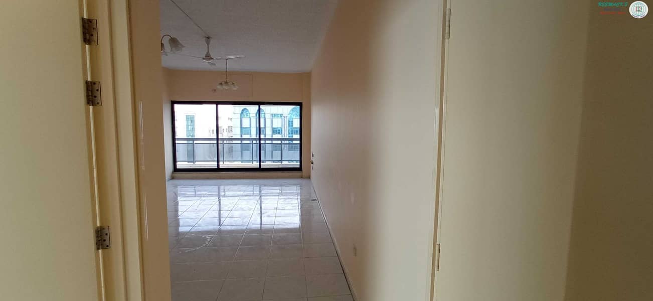 5 HUGE BIG  HALL FLAT 1 BHK