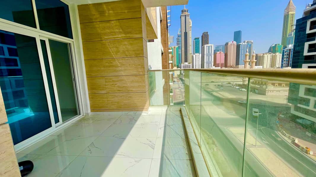 New luxury building 3 bedrooms szr view only 75000 near Sheikh Zayed Road