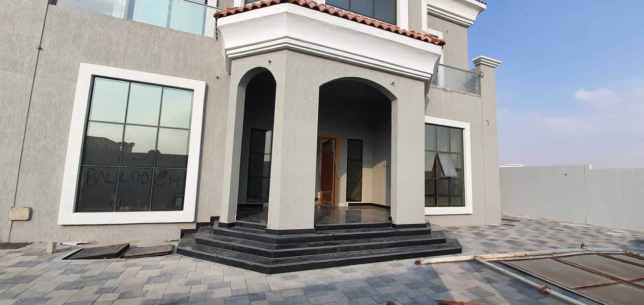 Ready To Move Duplex 5BR Villa for Sale with elevator 9866sqft area Price : 3million in Hooshi