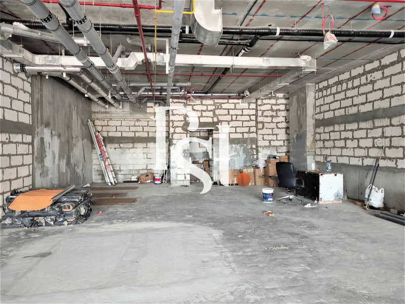 12 Shop for rent / Split Duct / 1 Month Free