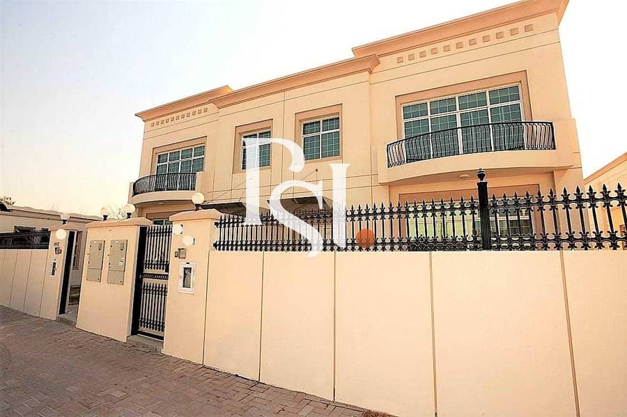 25 Semi-detached 4BR Villa in the heart of Jumeirah 1 area/ Private Garden