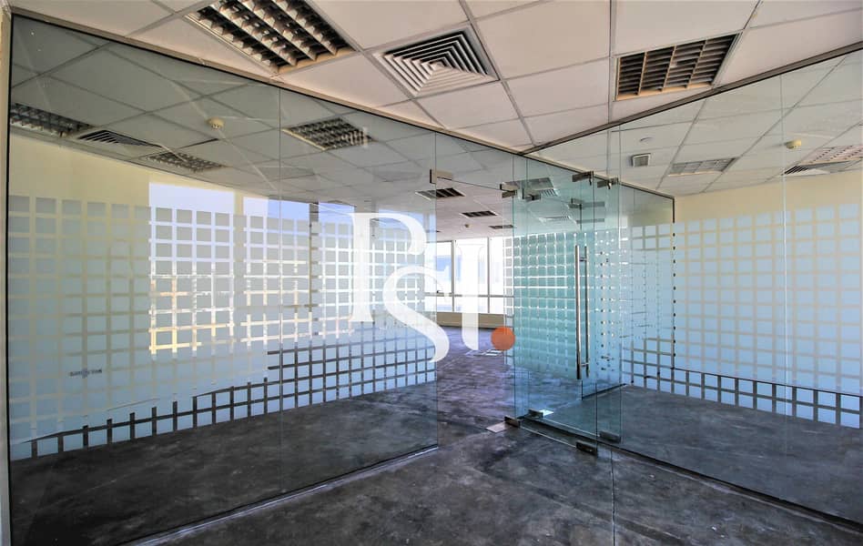 4 Fitted Office / Partitioned / Art Tower