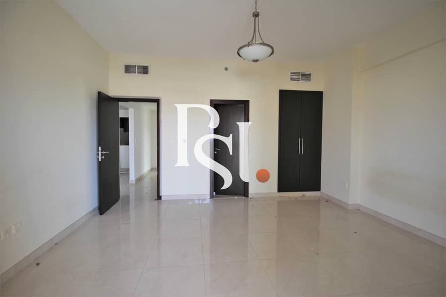 18 Chiller  Free |  2 Bedrooms | Huge balcony | Near METRO