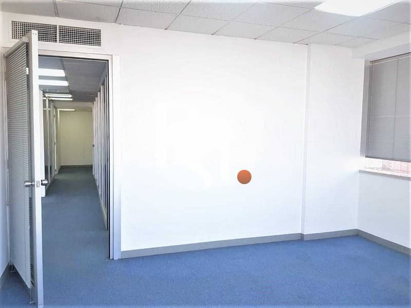 6 Half Floor l Partitioned Office l Near Metro