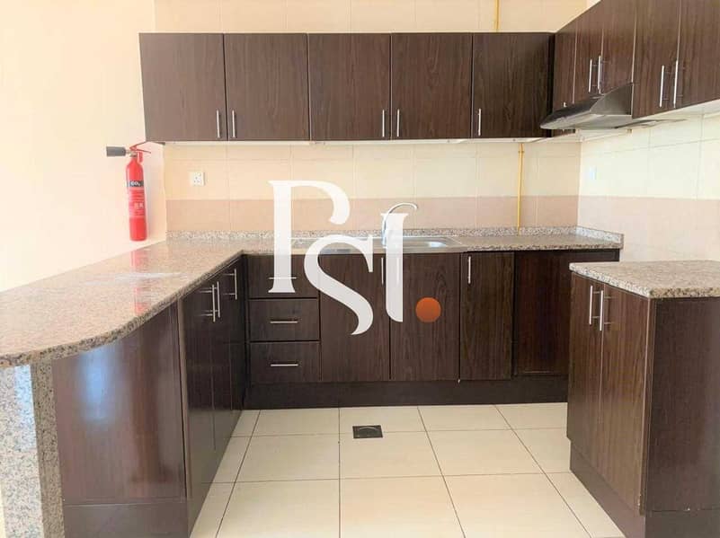 7 1BHK / Spacious / Open Kitchen