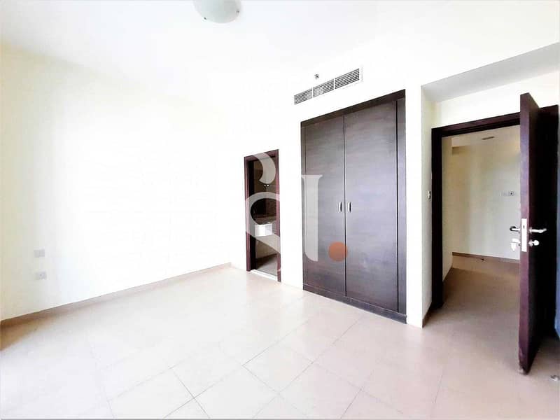 10 Multiple options/2BHK/2 Balconies/Equipped kitchen