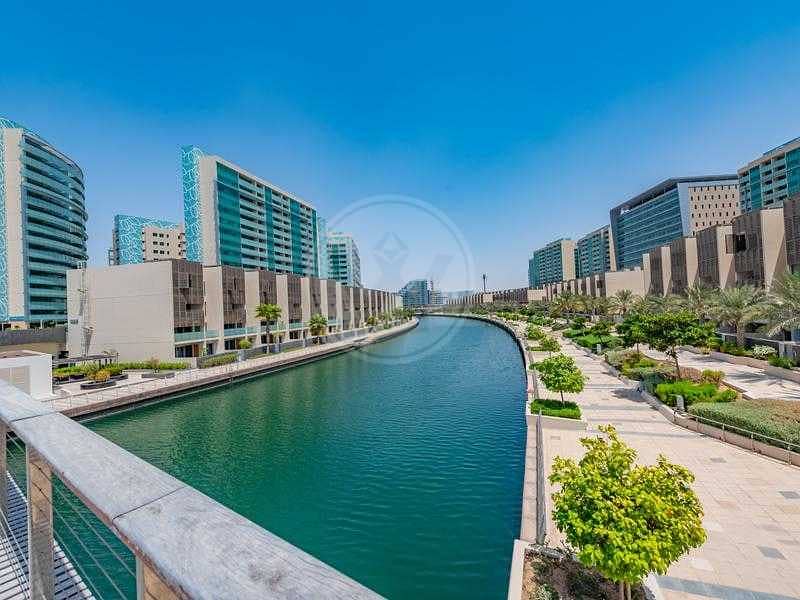 Great Price | Middle Floor | Fantastic Location Great Price | Middle Floor | Fantastic Location