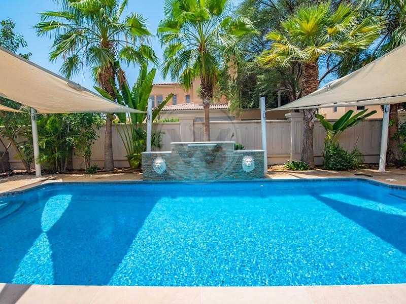 Beautifully landscaped garden and pool I Executive Beautifully landscaped garden and pool I Executive