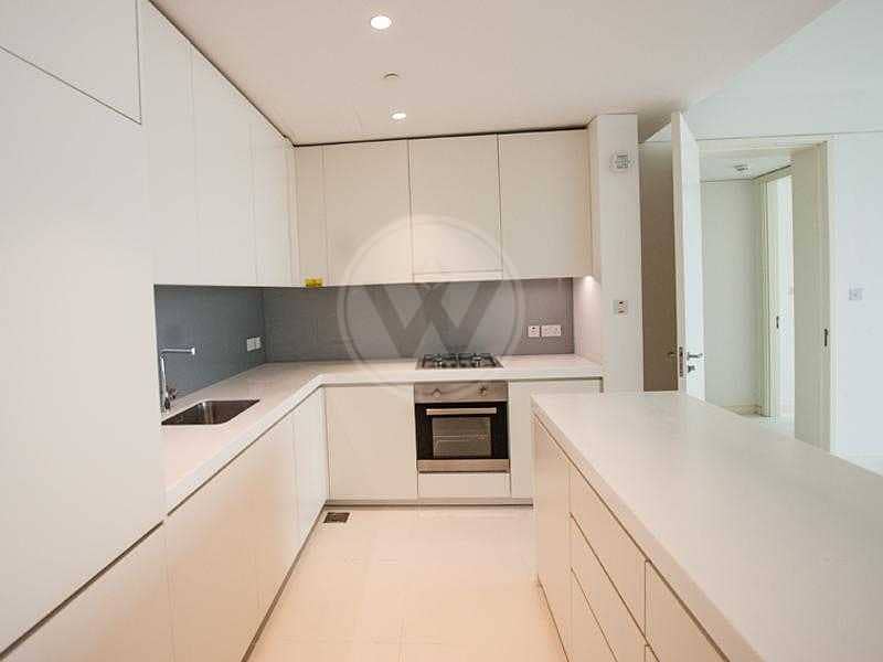 7 Sea view  | Contemporary finishes |  13 months contract  |  Flexible payments