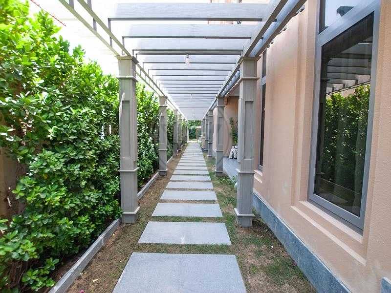 5 Executive villa with spectacular garden