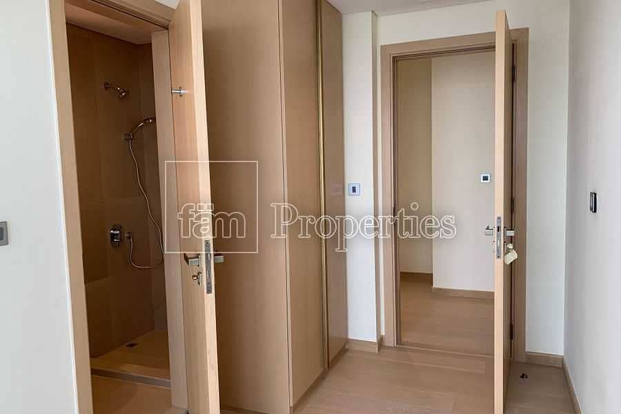 8 Luxurious 3+maid apt. |Downtown|Brand new|call now