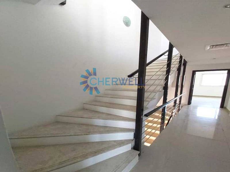 3 Great Deal|3BR+Study|Spacious Terrace|Vacant