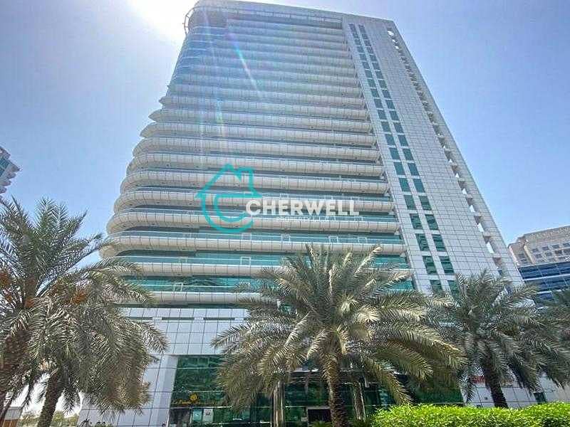 Spacious And Well Maintained Apartment | Vacant Spacious And Well Maintained Apartment | Vacant