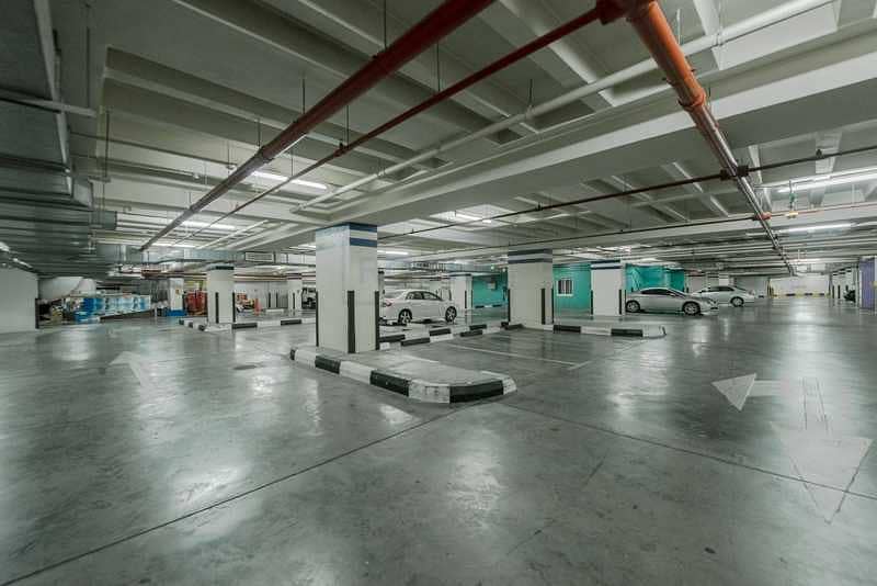 14 Incredible 1 B/R Office with Hot Plate and 1 Pantry in Deira