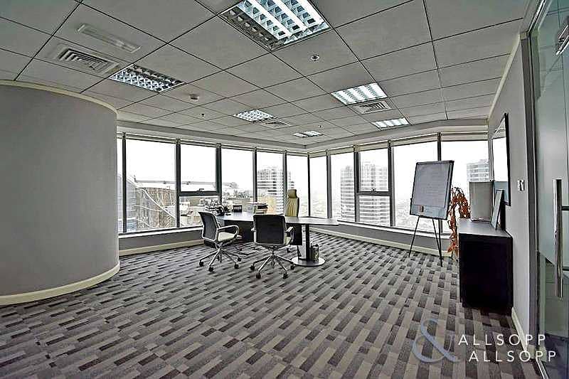 10 Fully Furnished | Half Floor | Amazing Office