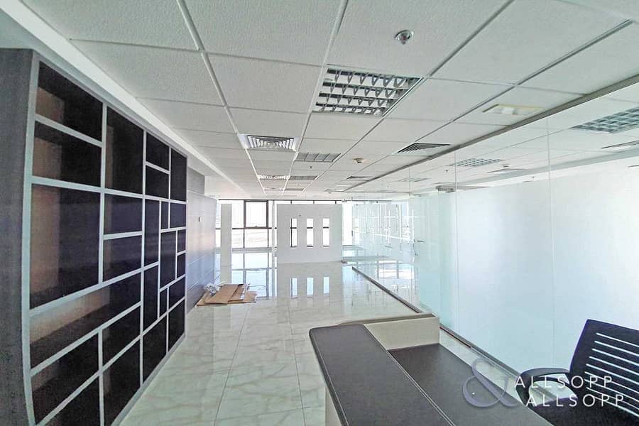 11 Fully Fitted | Vacant | Partitioned Office