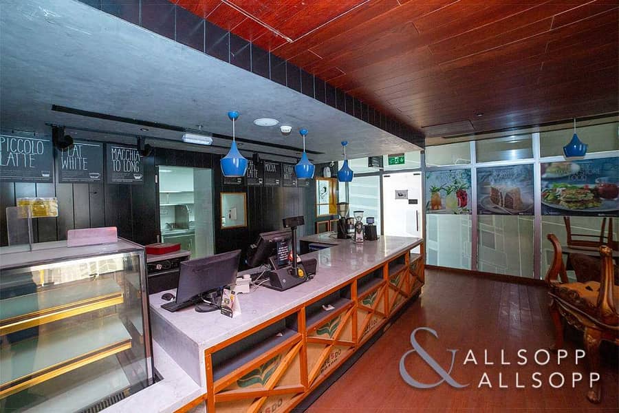 12 Restaurant | Fully Furnished | DDA License