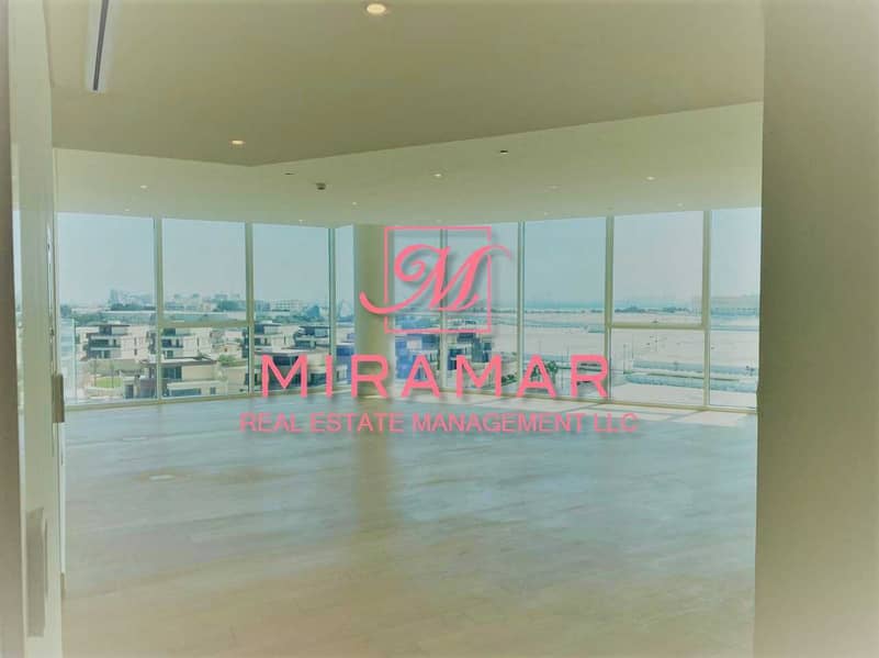 4 STUNNING AND LUXURIOUS 2B APARTMENT | PARTIAL SEA VIEW | HIGH FLOOR | RENT REFUND