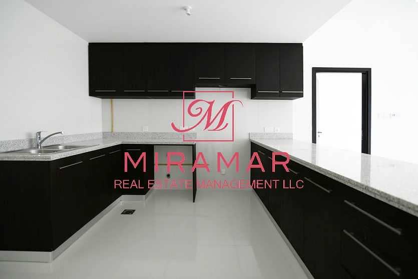 3 HOT DEAL!!! BEST PRICE!! AMAZING VIEW! HIGH FLOOR!